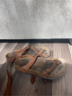 Birkenstock Yara Strappy Leather Sandals